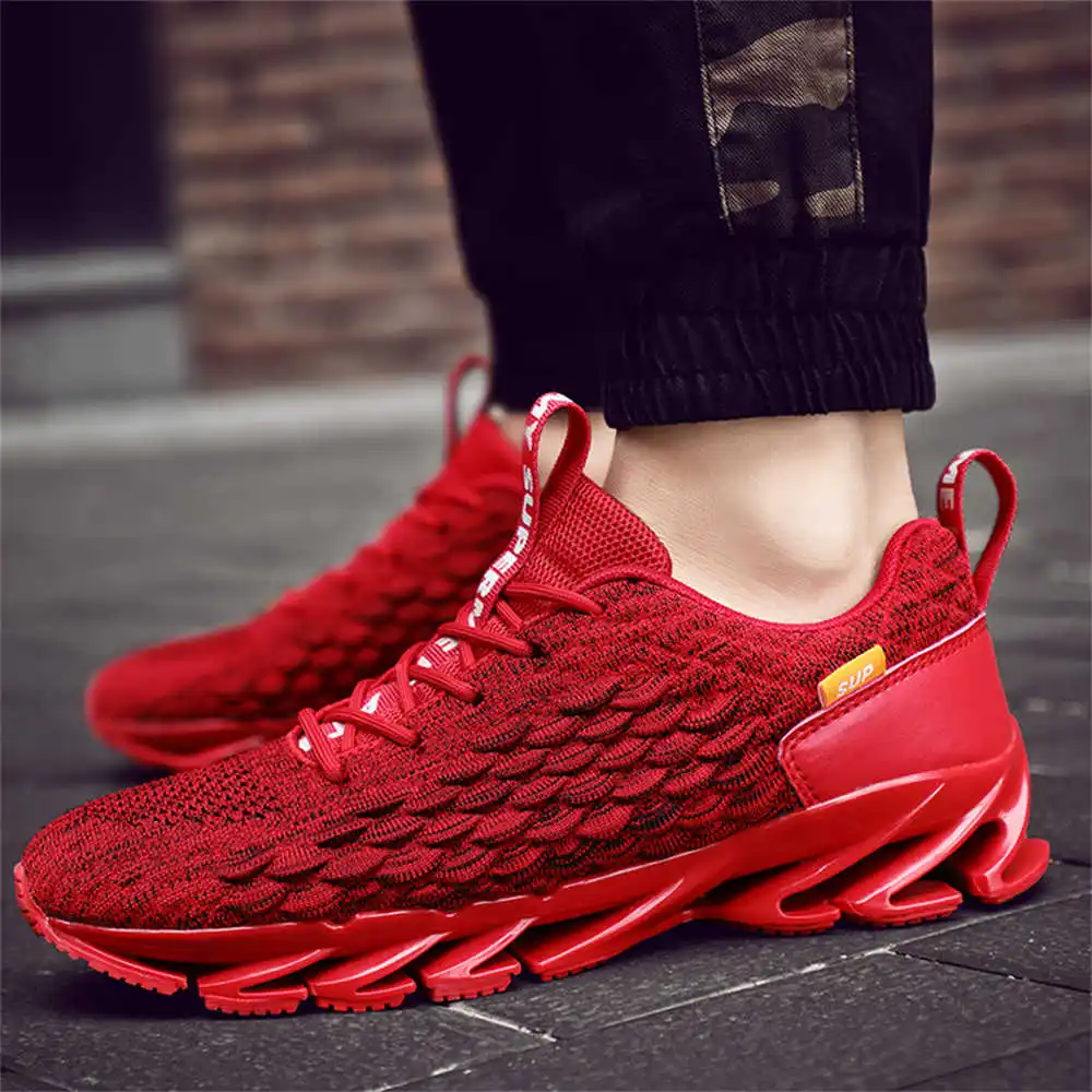size 44 size 39 walking shoes  - Badminton Center recensie en prijs